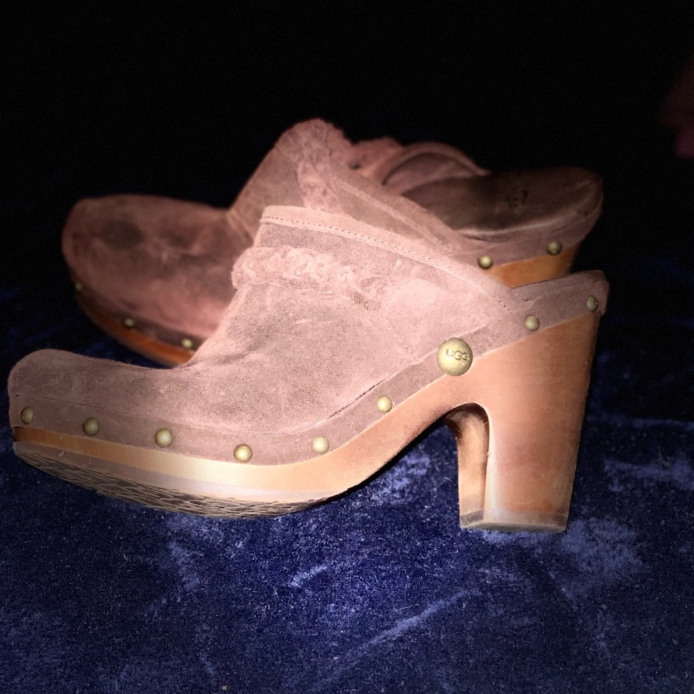 Ugg heeled wool clogs size 8! Color brown